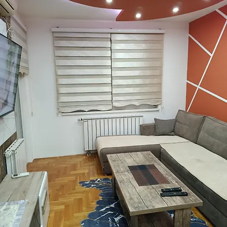 Apartmán Neom Apartman, Stup,