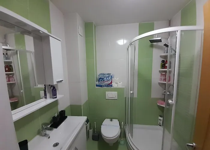 Apartment Neom Apartman, Stup,