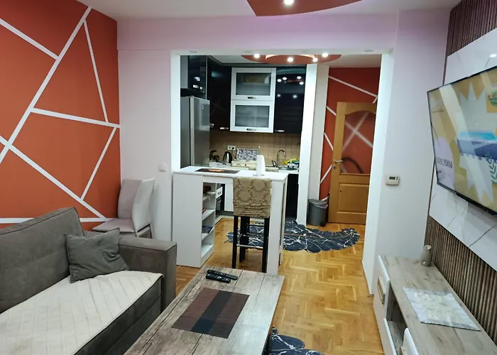 Neom Apartman, Stup,