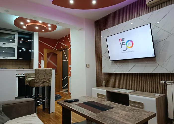 Neom Apartman, Stup, *